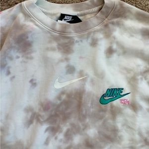 Nike Sportswear Club Men's Tie-Dye Logo Festival Top Brand XL New With Tags